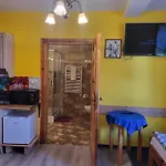 Apartamenty I Pokoje Goscinne Nowita
